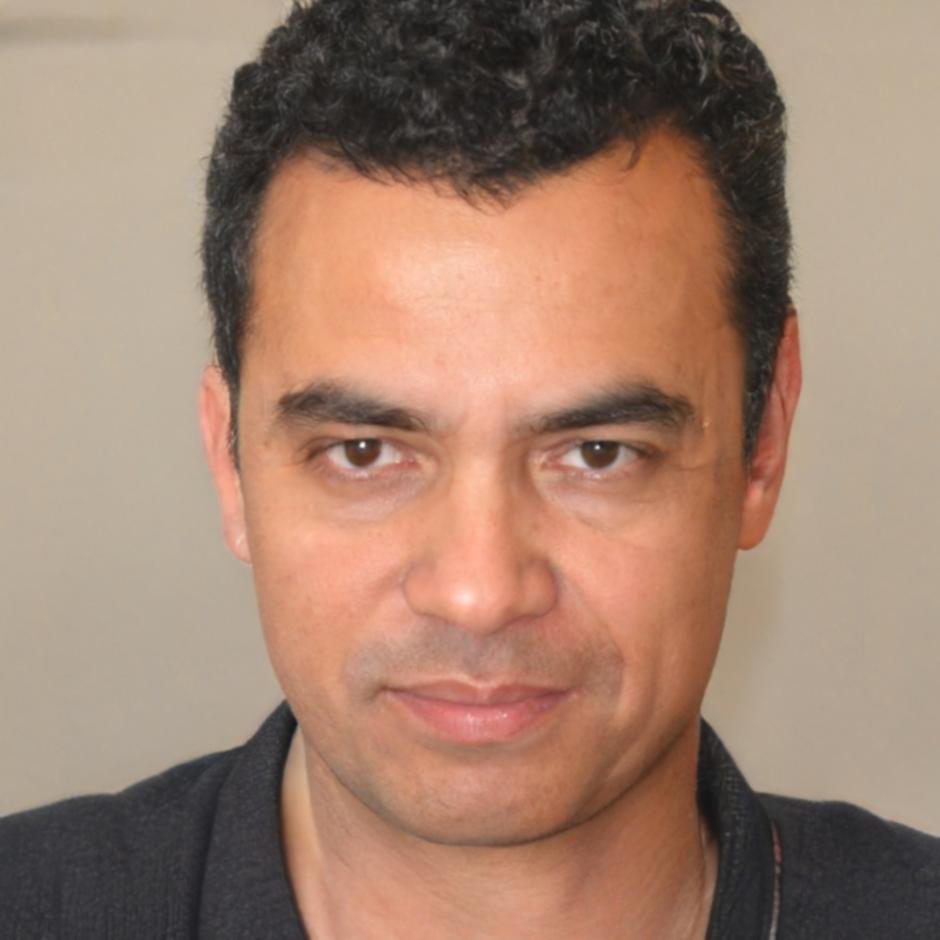Portrait de Maxence Dubernet, analyste senior